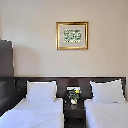 Hotel Baykal 3*
